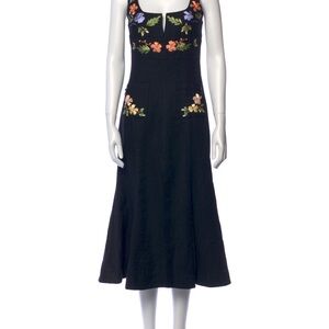 Alice McCall, Embroidered Dress, Incredible shape and fluted bottom
